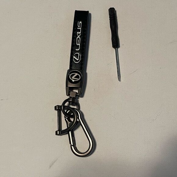 Lexus Logo Key Fob Keychain in Black and Silver Leather NWT - Picture 2 of 4